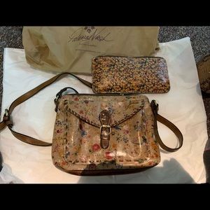 Patricia Nash bag with clutch like new!